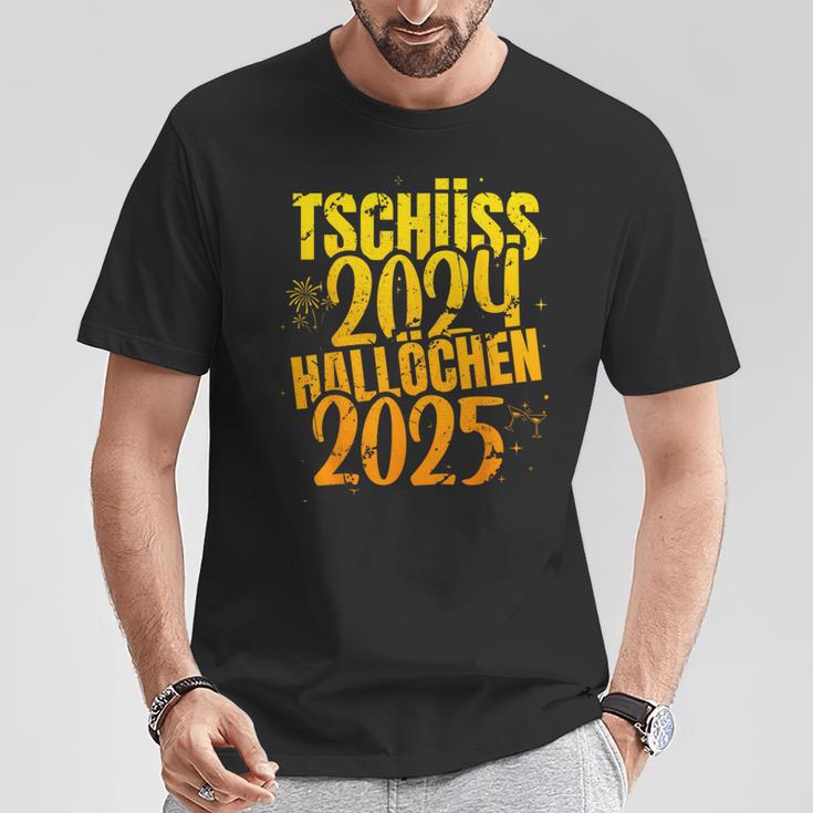 Tschüss 2024 Hallöchen 2025 New Year's Eve New Year Holidays T-Shirt Lustige Geschenke