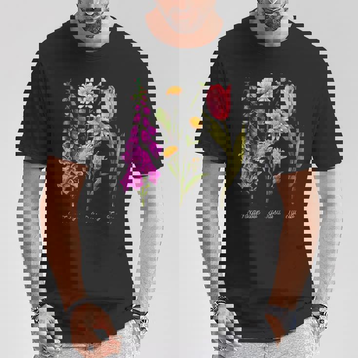 Vintage Floral Plant Foxglove Daisy Tulip Flower Girl Mom T-Shirt