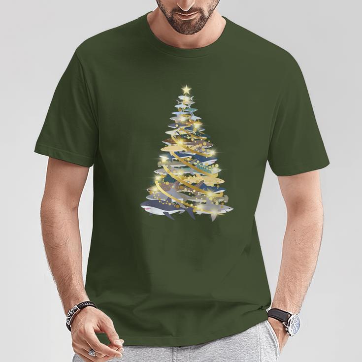 Shark Christmas Tree Xmas Diving T-Shirt Lustige Geschenke