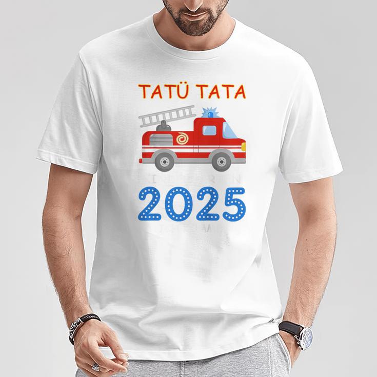 Kinder Feuerwehr Kindergarten 2025 Ich Komme Tatü Tata Kiga Kita T-Shirt Lustige Geschenke