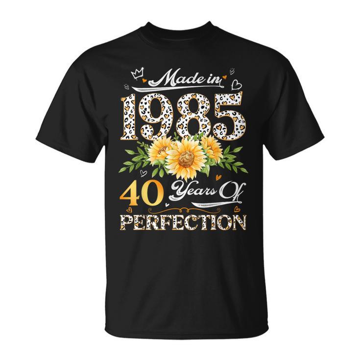 40Th Birthday Floral Made In 1985 40 Years Old Daisy T-Shirt