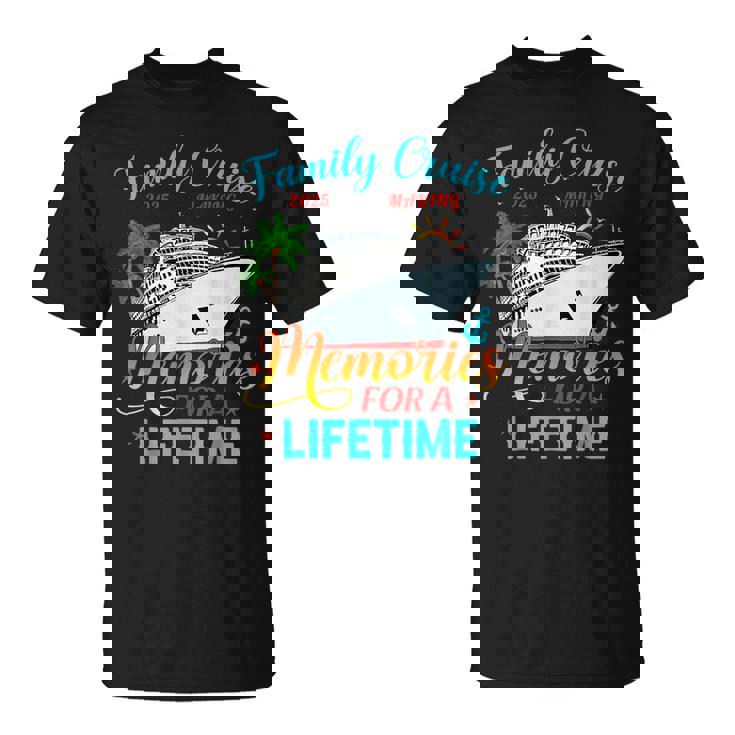 Family Cruise 2025 Making Memories For A Lifetime Beach T-Shirt