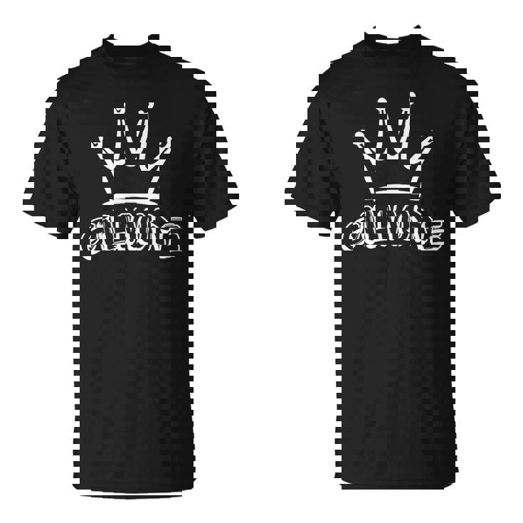 Gilmore Family Name Cool GILMORE Name And Royal Crown T-Shirt