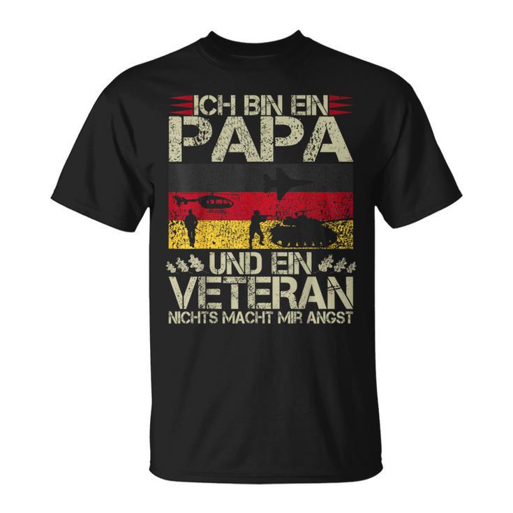 Veteran Father's Day Oak Leaves Soldier And Dad T-Shirt