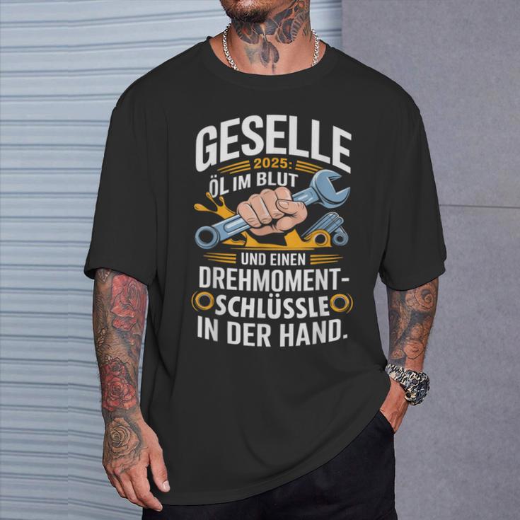 Azubi Ausbildung Bestandene Gesellenprüfung Geselle 2025 T-Shirt Geschenke für Ihn