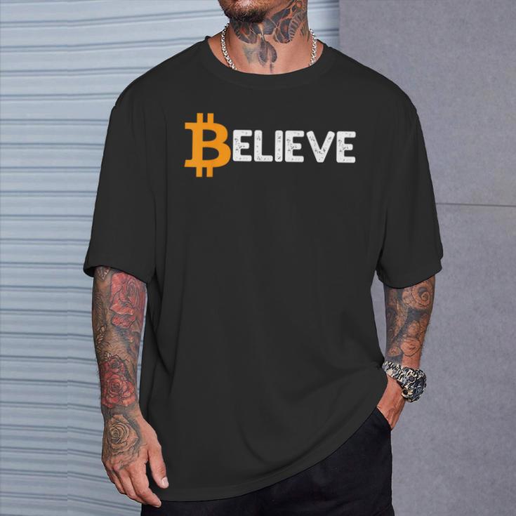 Bitcoin Logo Believeintage Btc Cryptocurrency Trader T-Shirt Geschenke für Ihn