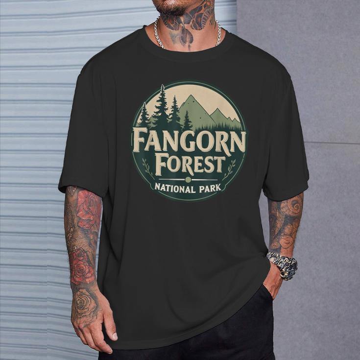 Fangorn Forest National Park Bookworms Saying T-Shirt Geschenke für Ihn