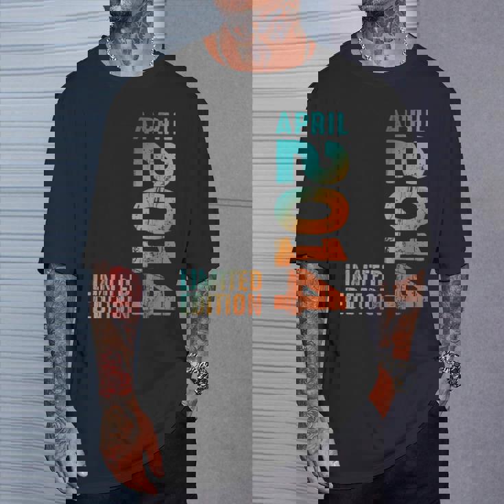 Impresionante Edición Limitada Abril 2014 Retro 2014Intage 2014 Camiseta unisex Regalos para él