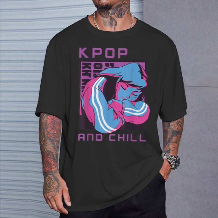 Korean K-Pop And Chill Girl T-Shirt Geschenke für Ihn