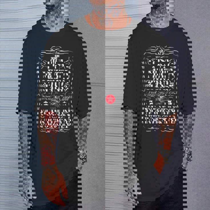 Le Nom De Melitta C'est Un Truc Que Tu Ne Comprendrais Pas T-Shirt Cadeaux pour lui