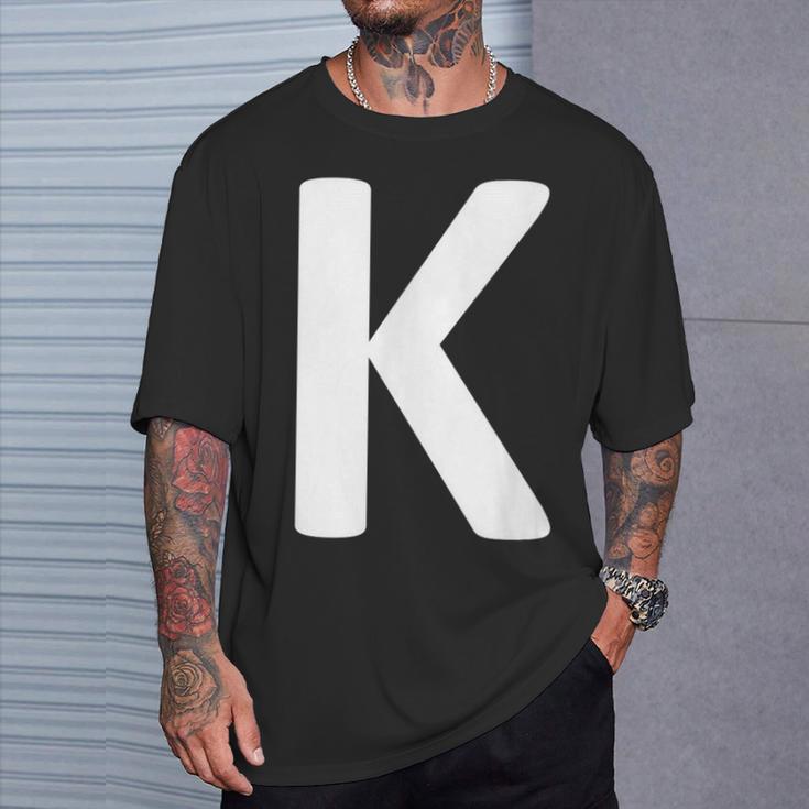 Letter K T-Shirt Geschenke für Ihn