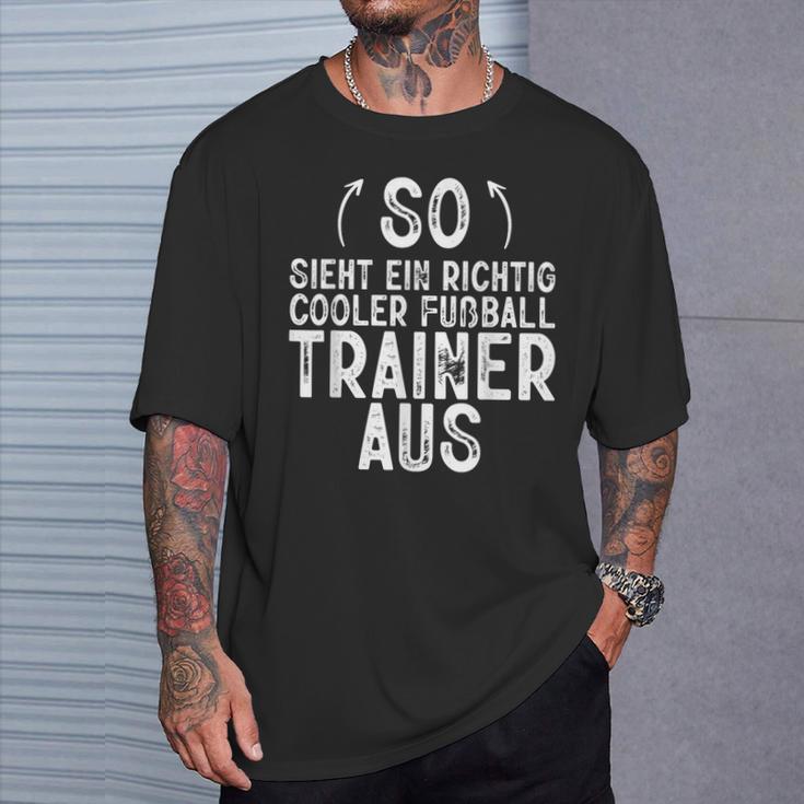 So Sieht Ein Richtig Football Trainer Football T-Shirt Geschenke für Ihn