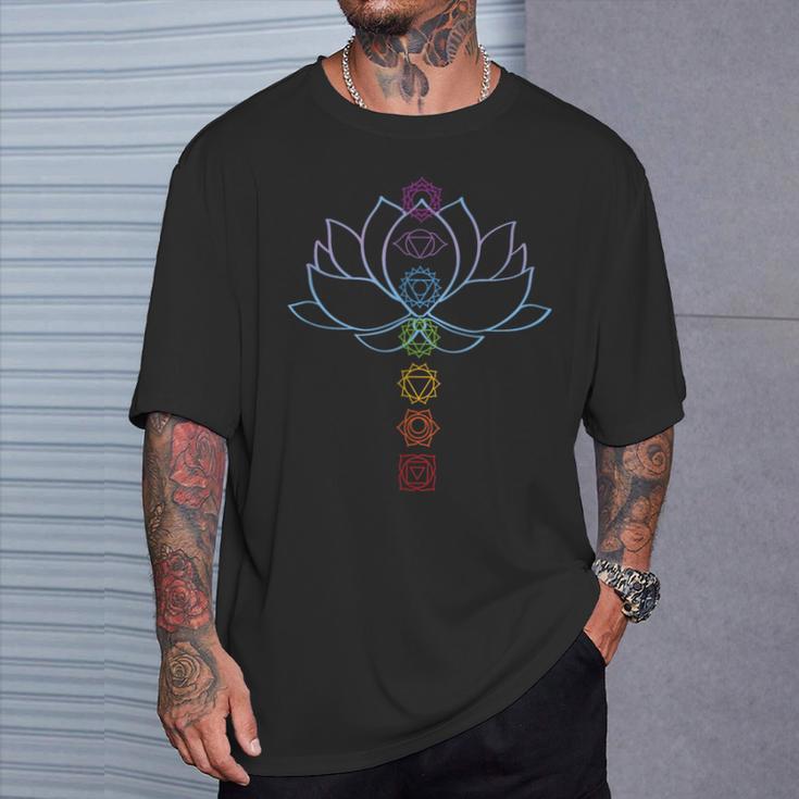 Spiritual Zen Lotus Flower Chakras Aligned Yoga T-Shirt Geschenke für Ihn