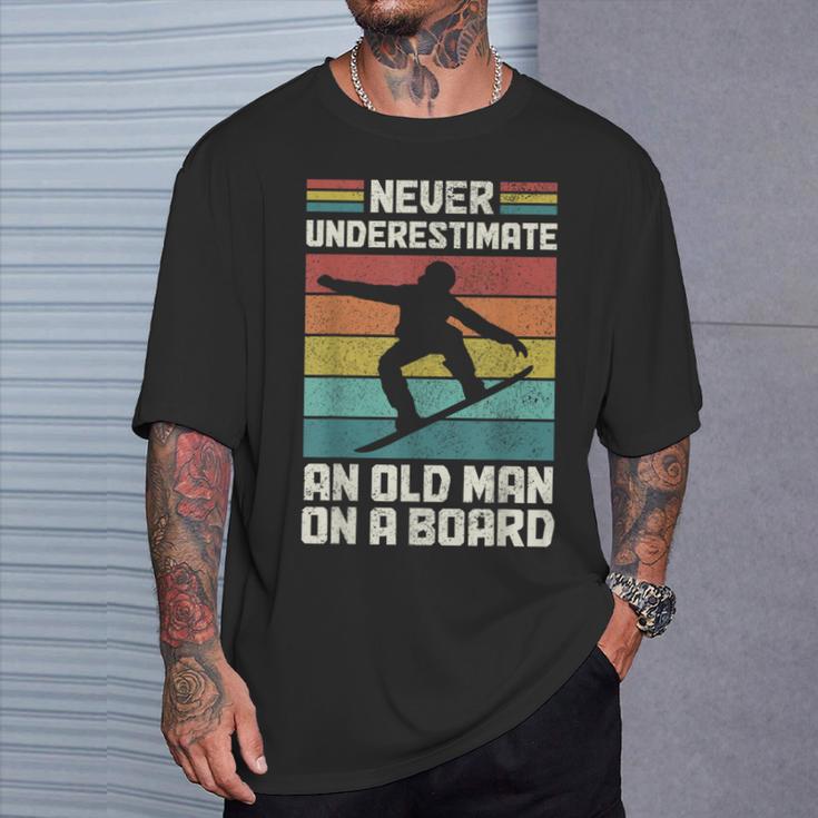 Never Underestimate An Old Man On A Snowboard intage T-Shirt Geschenke für Ihn