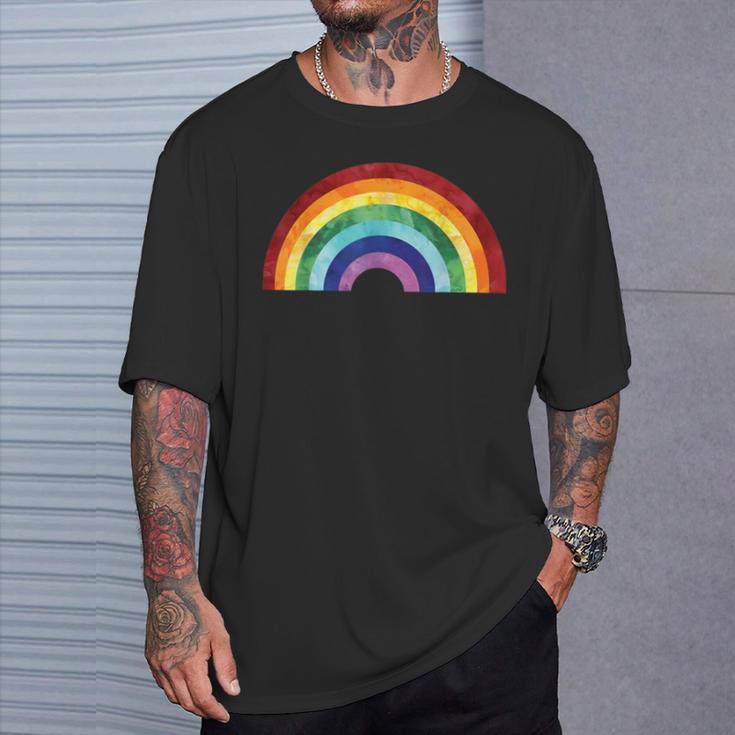 Vintage Rainbow With Beautiful Colourful Colours Love Peace T-Shirt Geschenke für Ihn