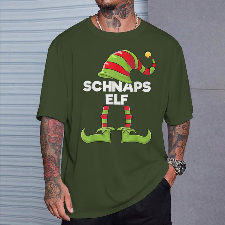 Schnapps Elf Outfit Christmas Family Elf Christmas T-Shirt Geschenke für Ihn