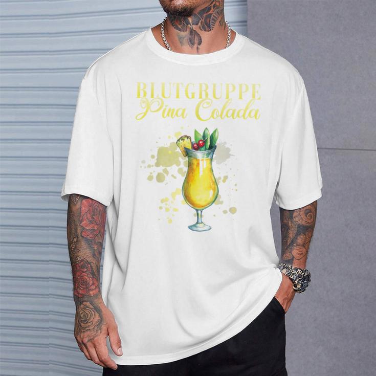 Blood Group Pina Colada Bartender T-Shirt Geschenke für Ihn