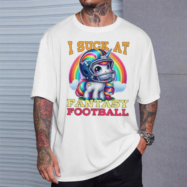 I Suck At Fantasy Football Unicorn Rainbow Loose Football Pink T-Shirt Geschenke für Ihn