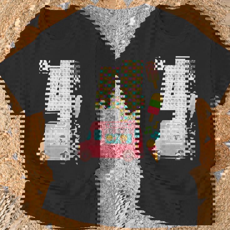 4Th Birthday Crew Ice Cream Truck I'm 4 Bday Ice Cream Party Camiseta unisex Regalos para ancianos
