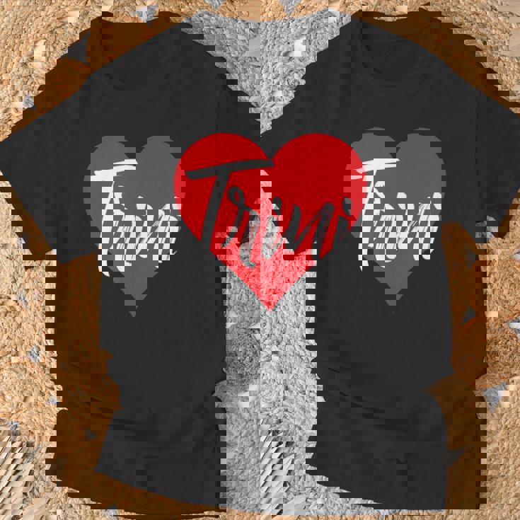 Amo A Trini Primer Nombre Yo Corazón Camiseta unisex Regalos para ancianos