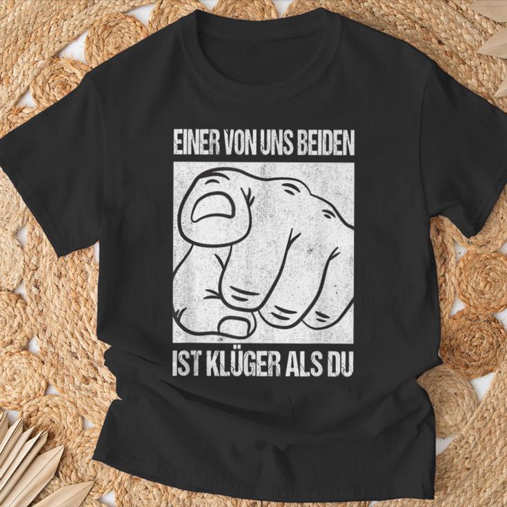 Aon Us Beiden Ist Klüger Als Du Ironie Statement Fun T-Shirt Geschenke für alte Männer