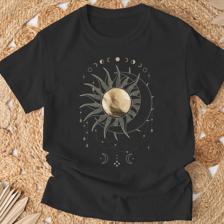 Boho Golden Sun & Moon Phase Illustration T-Shirt Geschenke für alte Männer