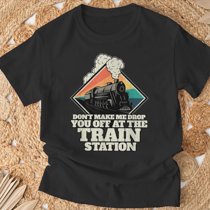 Bring Him Zum Bahnhof Train Yellowstone T-Shirt Geschenke für alte Männer