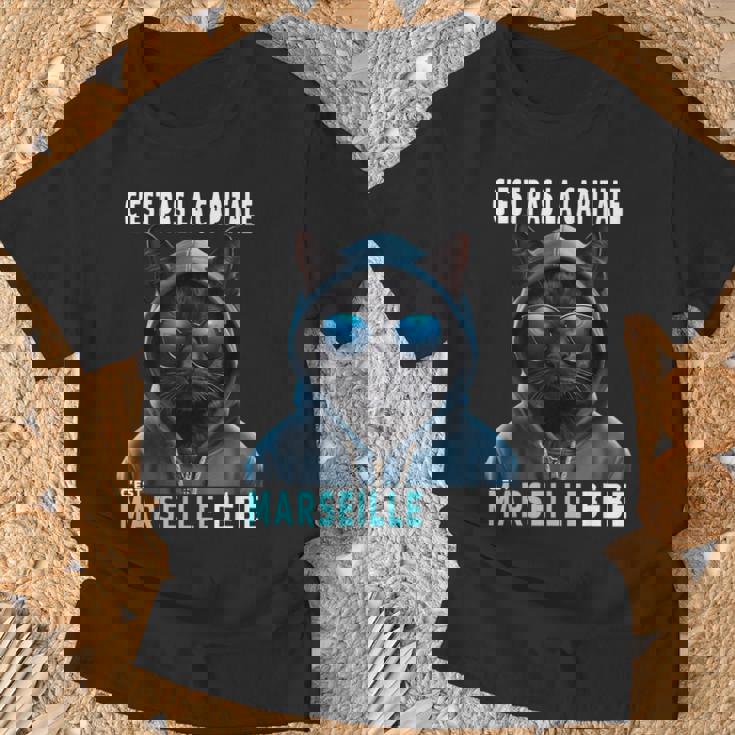 C'est Pas La Capitale C'est Marseille Bébé Humour Chat T-Shirt Cadeaux pour les vieillards