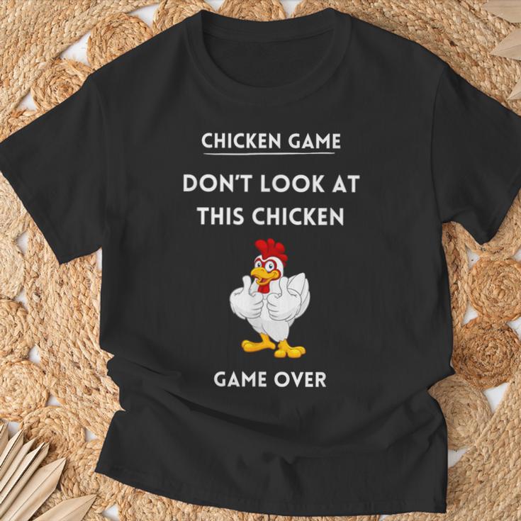 Chicken Game Chicken Joke Check Out This Chicken T-Shirt Geschenke für alte Männer