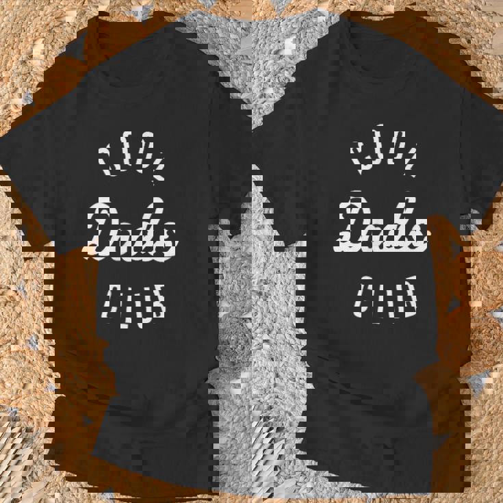 Cool Dads Club Anuncio De Embarazo Cool Dad To Be Camiseta unisex Regalos para ancianos