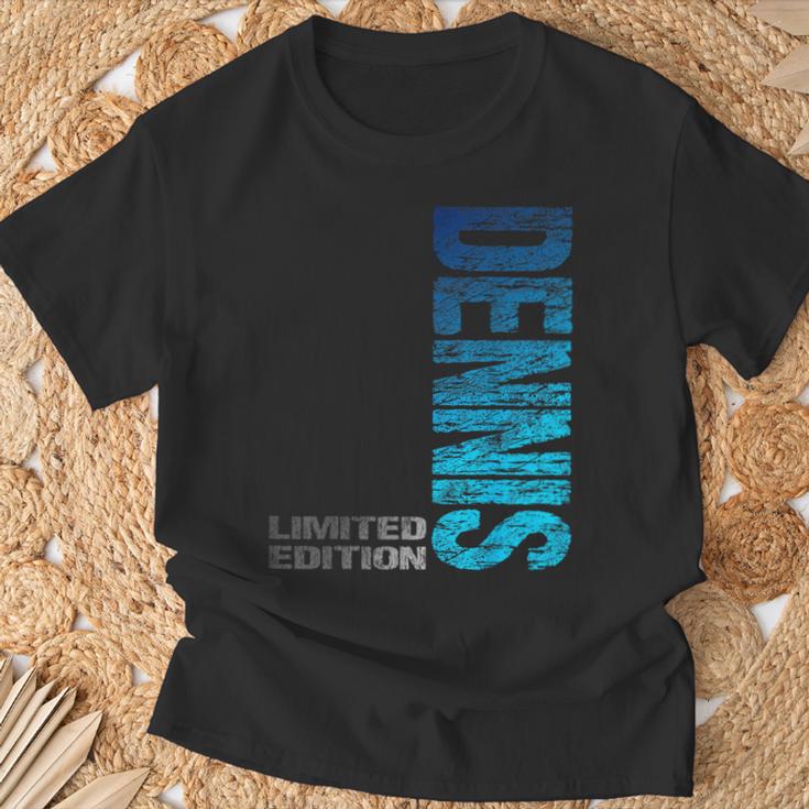 Dennis Name First Name Boy Man Birthday T-Shirt Geschenke für alte Männer