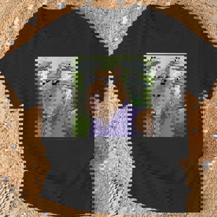 Divertido Gráfico Capybara Selfie Con Ovnis Raro Camiseta unisex Regalos para ancianos