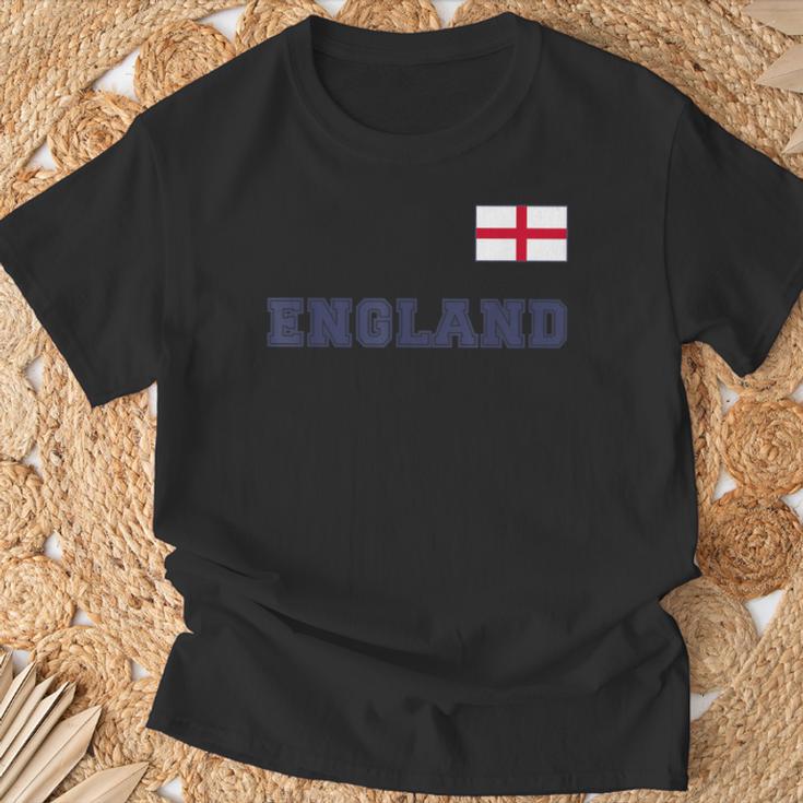 England With National Flag Flag On The Chest T-Shirt Geschenke für alte Männer