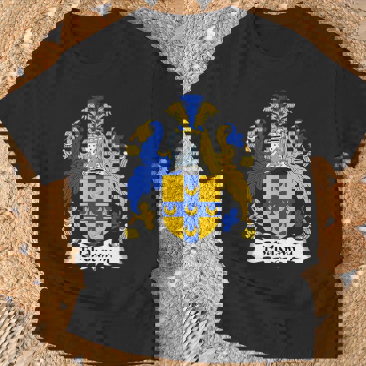 Escudo De Armas Bellamy Escudo De La Familia Camiseta unisex Regalos para ancianos