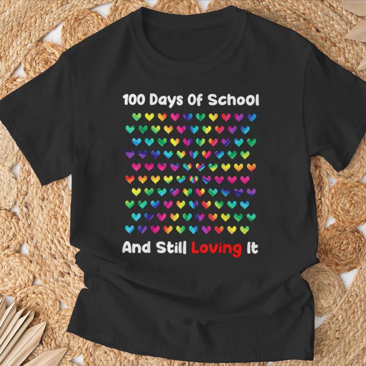 100 Jours D'école Et Toujours Aimer Ça Hearts 100E Jour T-Shirt Cadeaux pour les vieillards