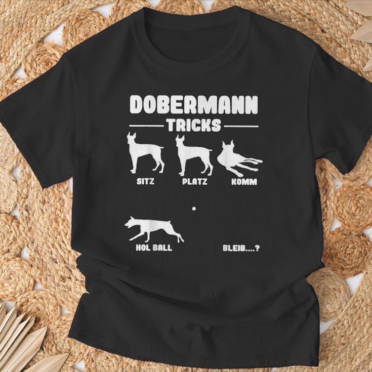 Dog Holder Doberman Dog Tricks S T-Shirt Geschenke für alte Männer