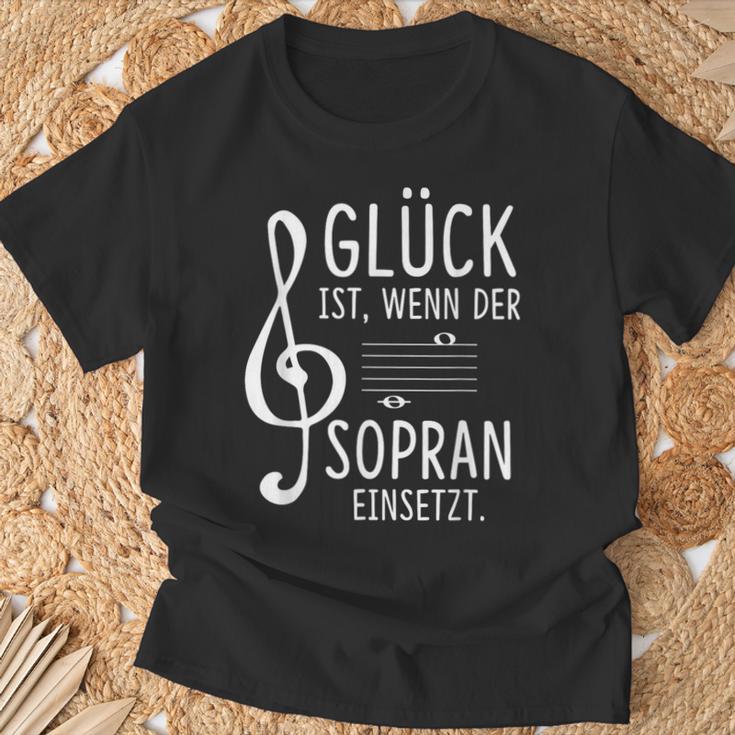 Glück Ist Wenn Der Soprano Insert Choir Singer T-Shirt Geschenke für alte Männer