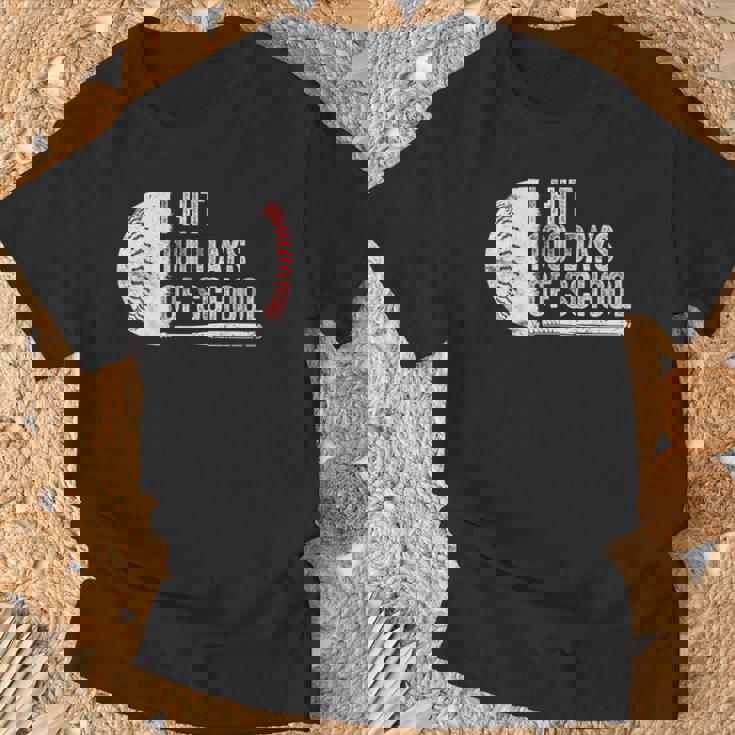 I Hit 100 Days Of School Baseball 100Th Day Of School Boys T-Shirt Gifts for Old Men