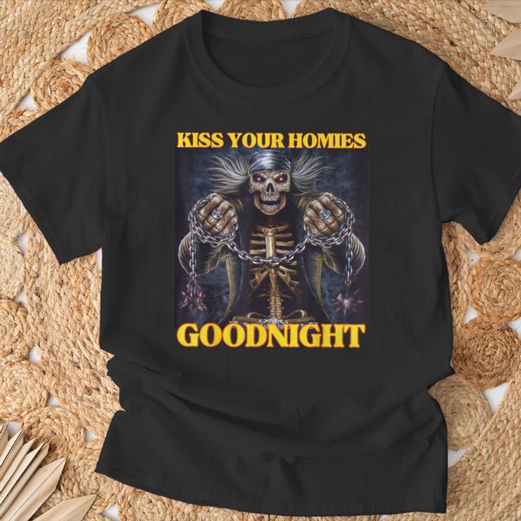 Kiss Your Homies Goodnight Cringe Hard Skeleton Meme T-Shirt Geschenke für alte Männer