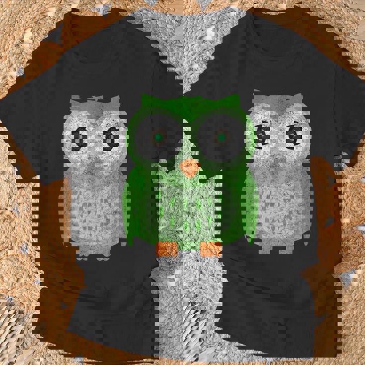 Large Green Owl For Any Owl Fan Vintage Owls T-Shirt Gifts for Old Men