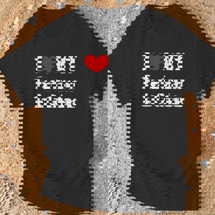 I Love My Partner In Crime I Heart My Partner In Crime Camiseta unisex Regalos para ancianos