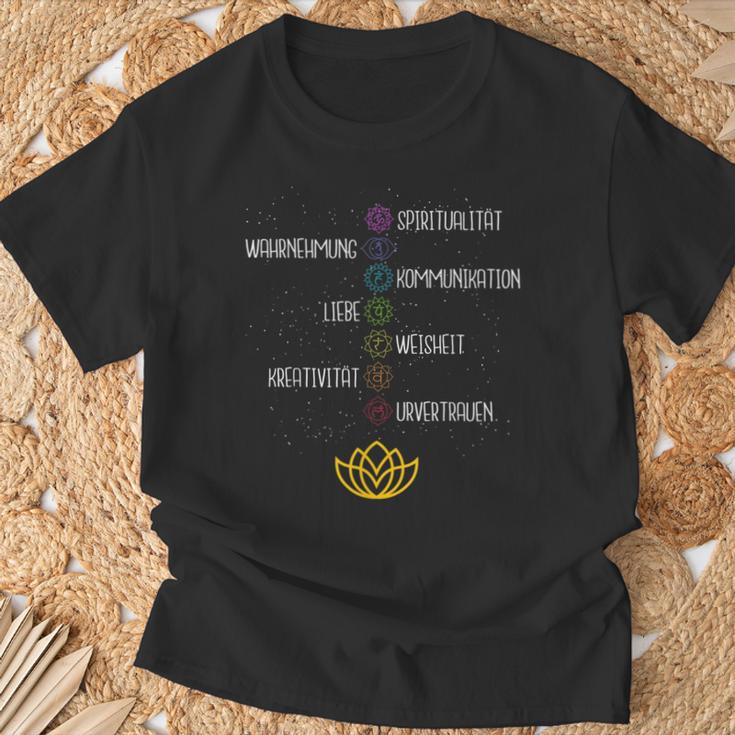 Namaste Yoga 7 Chakras Meditation S T-Shirt Geschenke für alte Männer