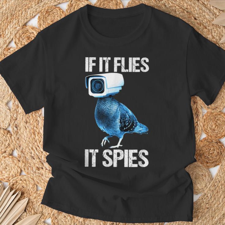 Pigeons Aren't Real If It Flies It Spies T-Shirt Geschenke für alte Männer