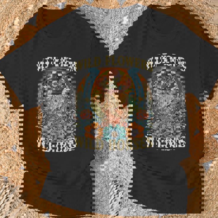 Retro Southern Sunset Cowgirl Wild Flowers Wild Horses T-Shirt Gifts for Old Men