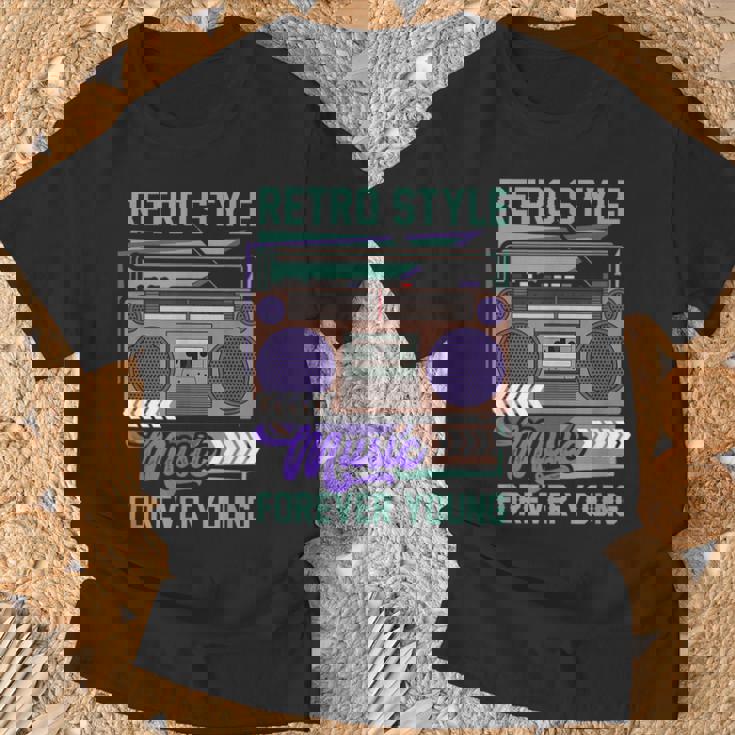 Retro Style Music Forever Young Radio Cassette S T-Shirt Geschenke für alte Männer
