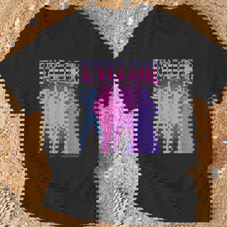 Retro Taylor First Name Personalized Birthday Girl Party T-Shirt Gifts for Old Men