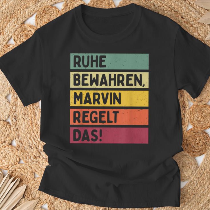 Ruhe Bewahren Marvin Regelt Das Spruch In Retro Farben T-Shirt Geschenke für alte Männer