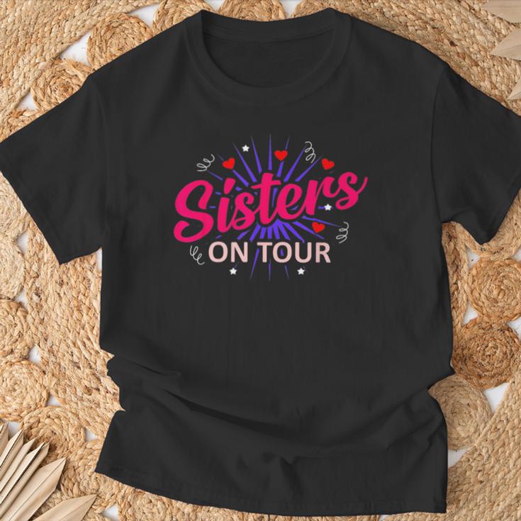 Schwester Sisters On Tour T-Shirt Geschenke für alte Männer