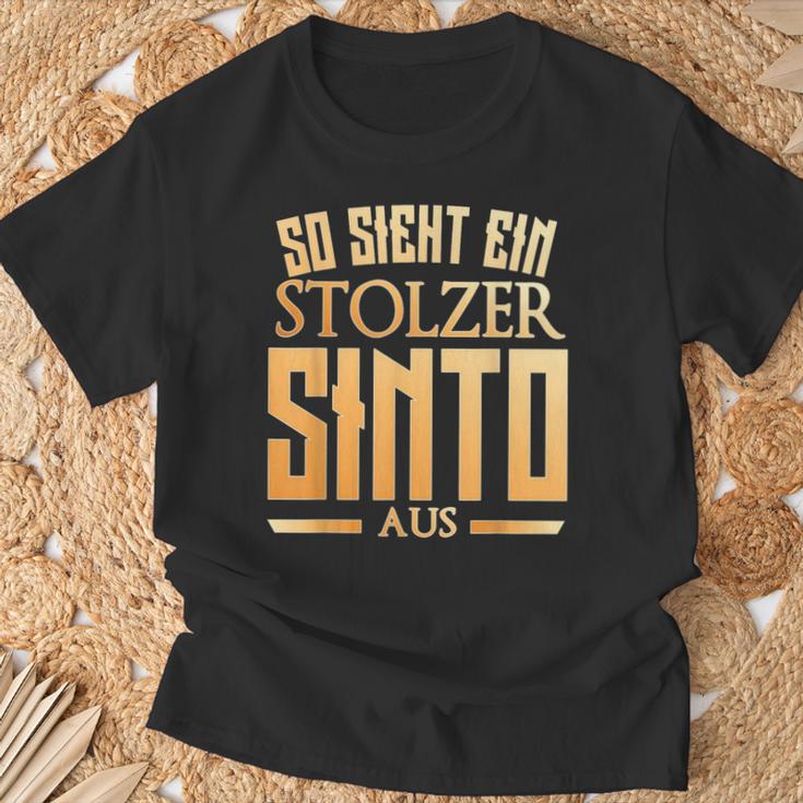 Sinto Sinti Origin So Sieht Ein Stolzer Sinto Aus T-Shirt Geschenke für alte Männer