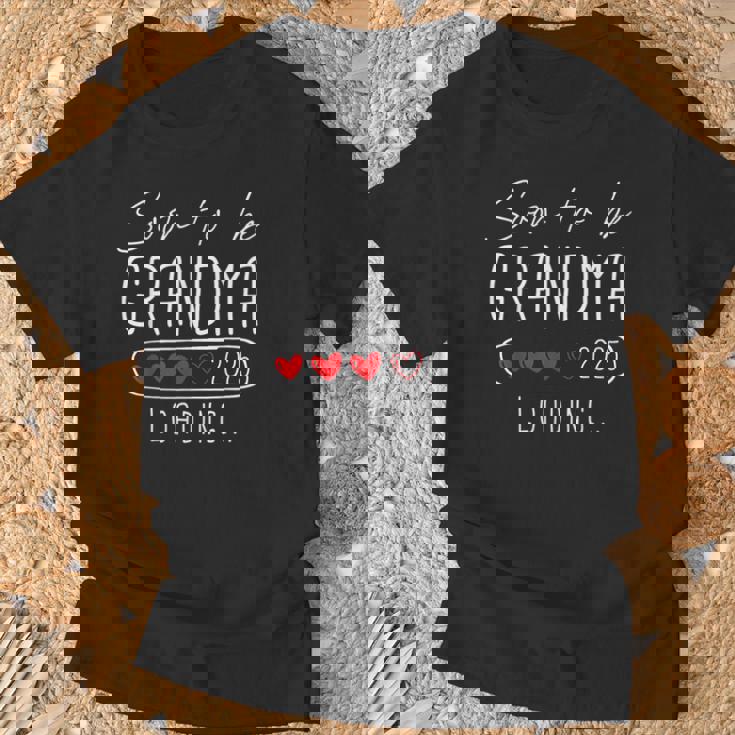 Soon To Be Grandma 2025 Loading Promoted To Grandma 2025 T-Shirt Gifts for Old Men